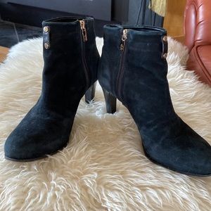Tory Burch black suede ankle boot Size 8